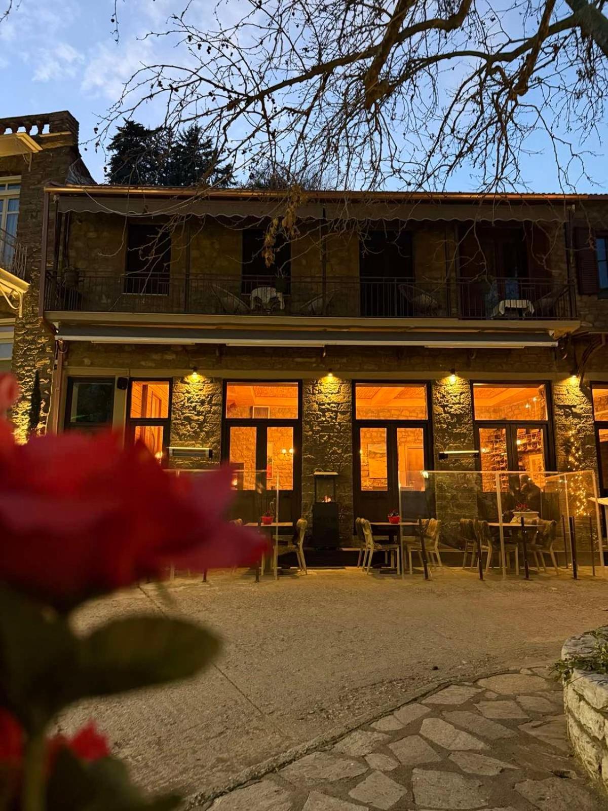 Εn Kanaliois Kanalia Exterior photo